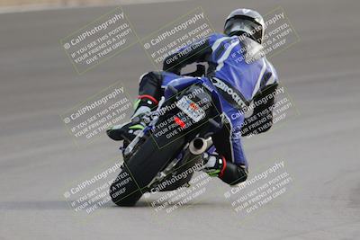 media/Dec-17-2022-SoCal Trackdays (Sat) [[224abd9271]]/Turn 10 Backside (120pm)/